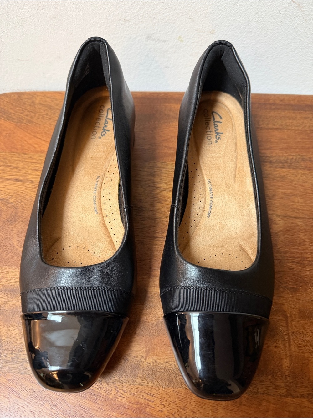 Clarks Black Leather Ballet Flats with Patent Cap Toe 9